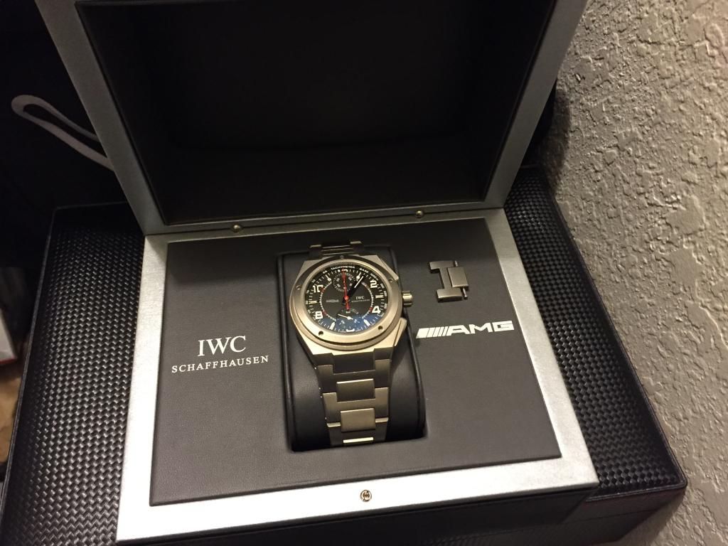 i181.photobucket.com/albums/x159/trecool99/IWC%20AMG%20Chrono/C0A09A15-F93E-4439-B821-7337ABA2A725_zpswg4oz3re.jpg