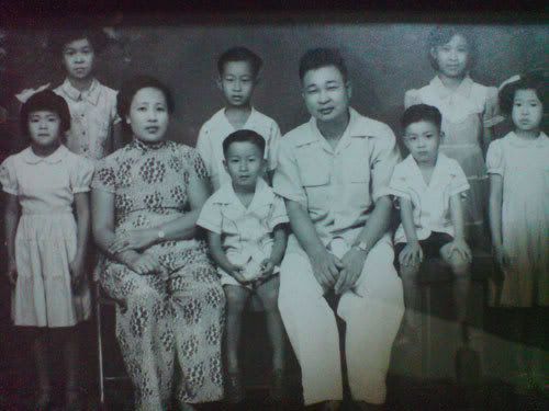 tang's family photo2