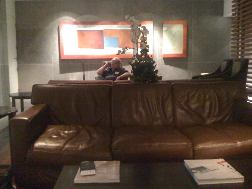 READINGROOM.jpg