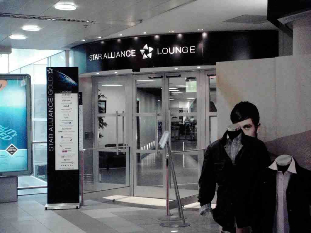 STARLOUNGE.jpg