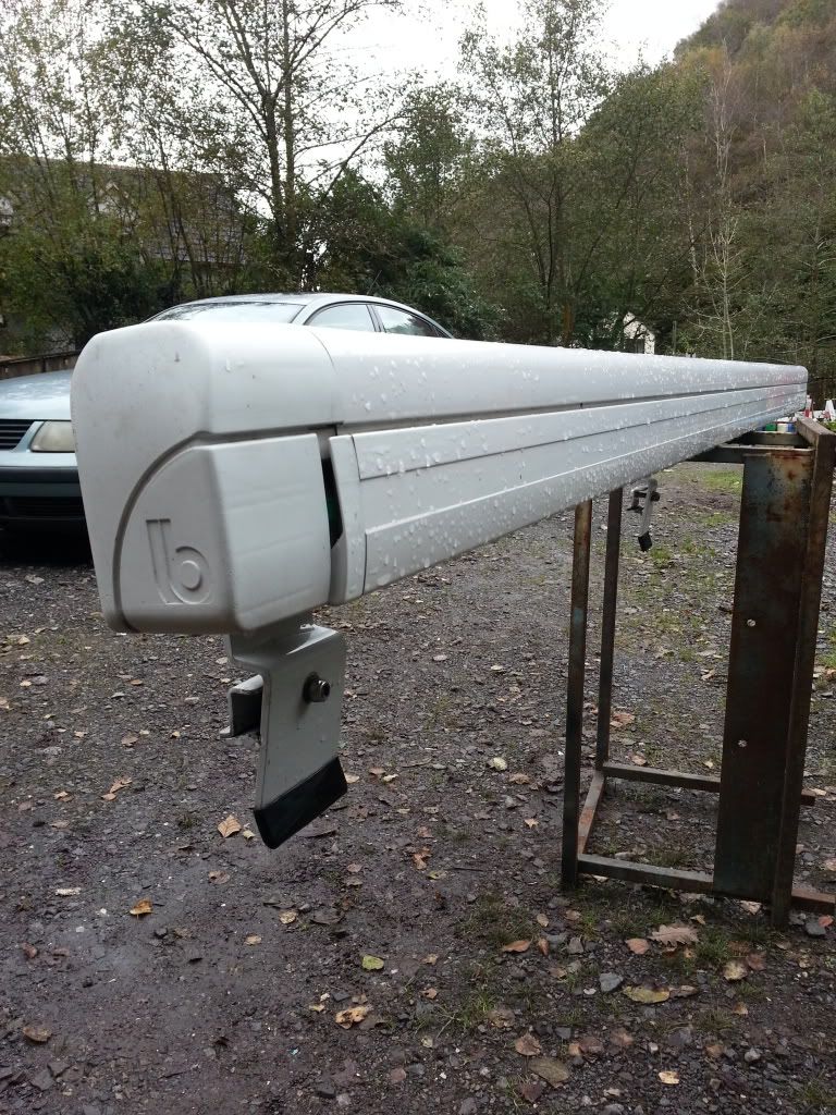 Omnistor 5000 wind out awning £100 no offers! The Brickyard