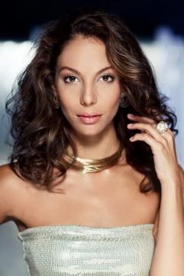 miss earth hungary a szepsegkiralyno 2011 winner dora szabo