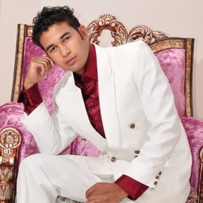 mister madagascar 2011 winner mickael andrianirina