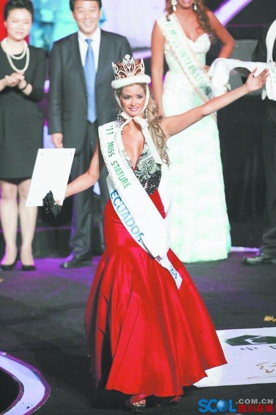 Miss Ecuador, María Fernanda Cornejo Crowned Miss International 2011