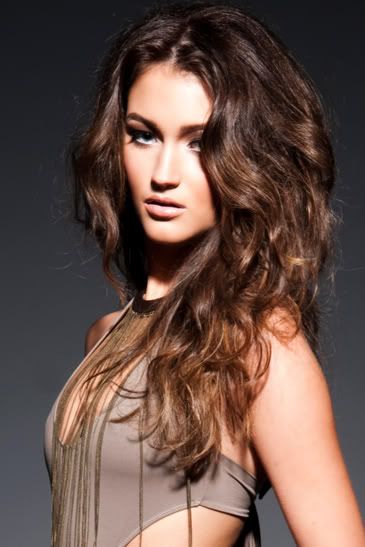 Ireland - Aoife Hannon - Miss Universe 2011 Contestants