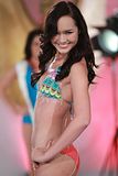 Vietnam 2011 Miss World Candidate