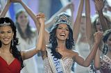 Miss Venezuela, Ivian Sarcos Crowned Miss World 2011