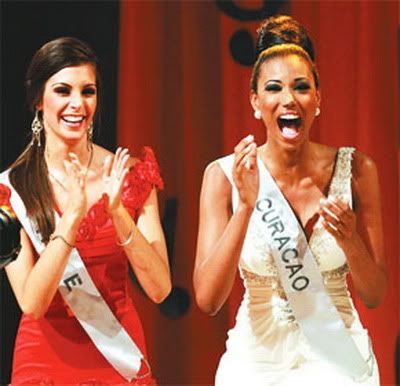 Miss Curacao, Evalina Van Putten Crowned Reina Hispanoamericana 2011