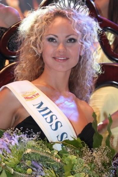 Novi Sad beauty Milica Tepavac was crowned Miss Srbije / Мисс Србија 2011 or Miss Serbia 2011