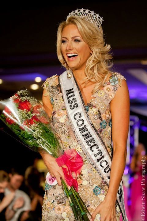 Marie-Lynn Piscitelli crowned Miss Connecticut USA 2012