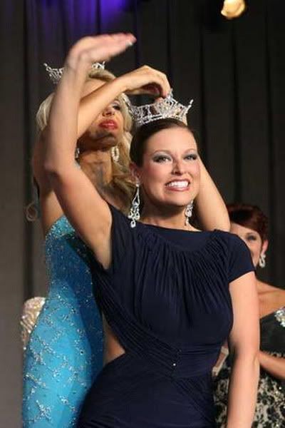 Carissa Kelley Crowned Miss Kansas 2011