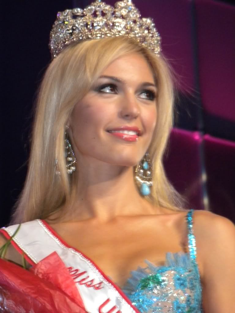 Elena Semikina,Miss Universe Canada 2010