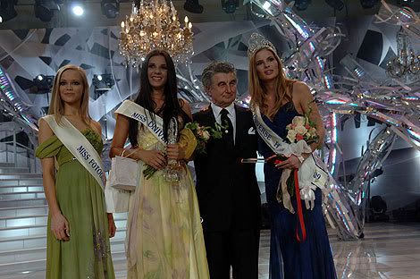 Sarah Ćosić was name Miss Universe Croatia 2009