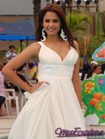 2009 Miss Ecuador Candidates in the Beaches Fashion Week