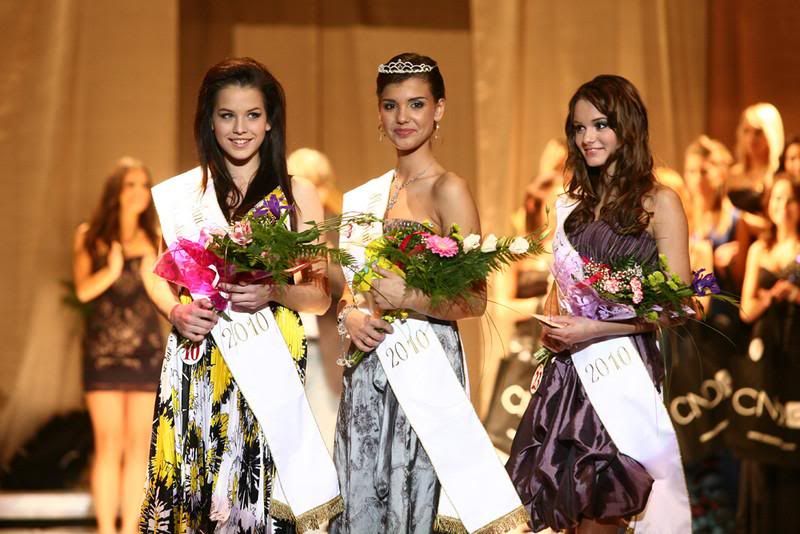 Bianka Dezsanyi Crowned Miss Teen Hungary 2010