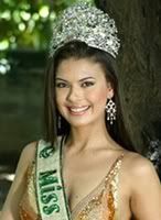 Miss Earth 2004 Priscilla Meirelles