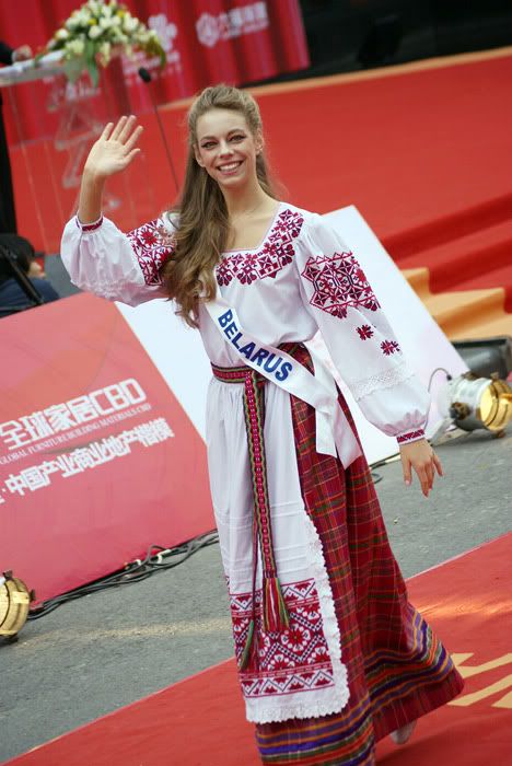 miss international 2010 national costume belarus darya saladukha