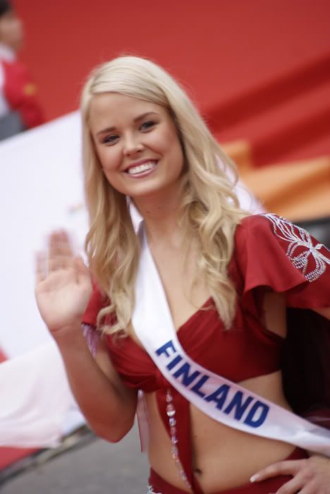 miss international 2010 national costume finland susanna turja