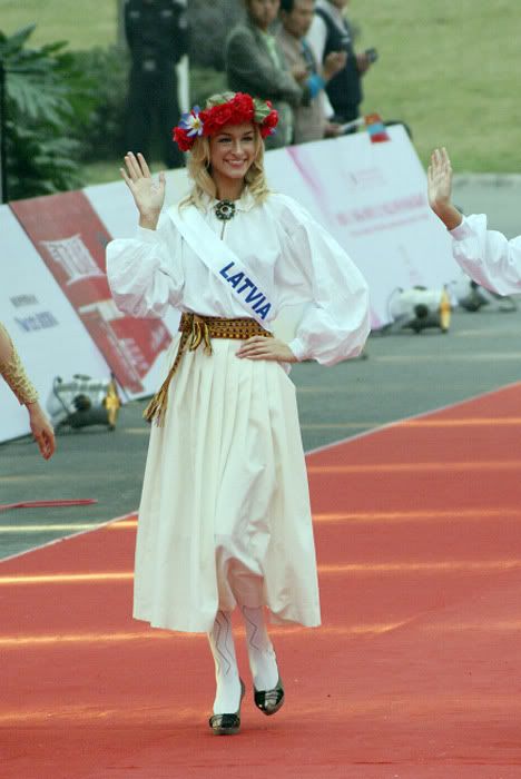 miss international 2010 national costume latvia annija alvatere