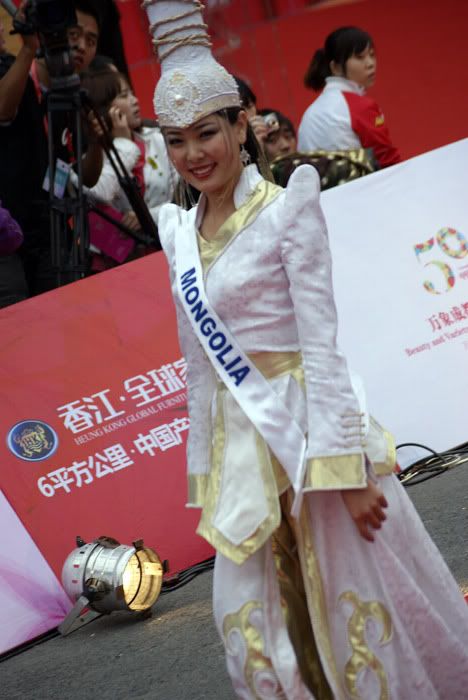 miss international 2010 national costume mongolia badamtsetseg batmunkh