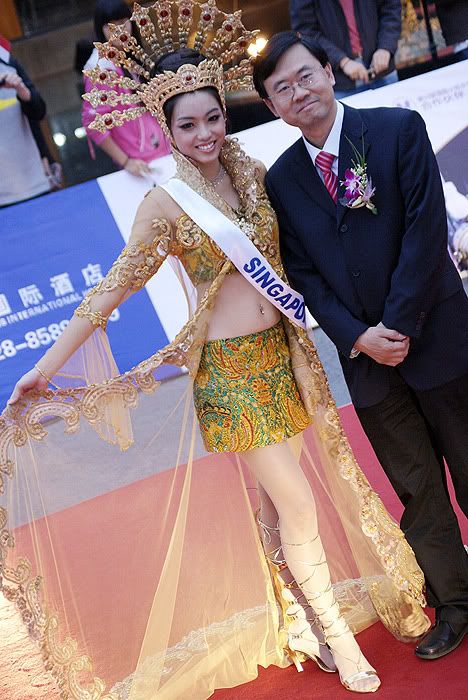 miss international 2010 national costume singapore tan yong ying