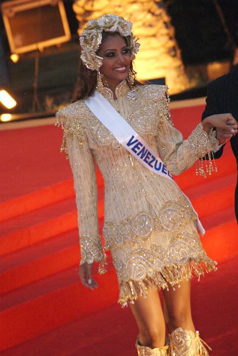miss international 2010 national costume venezuela elizabeth mosquera