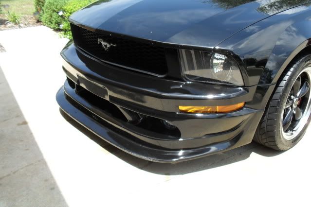 06blkmustang017.jpg
